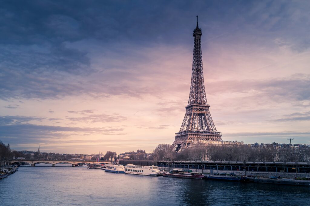 Aide à domicile paris en france